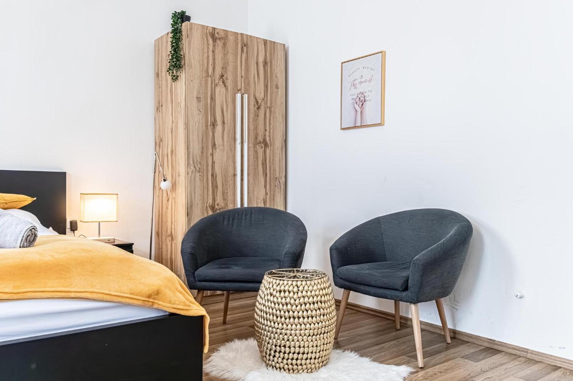 Explore Vienna: 1Br Retreat Near Westbahnhof Екстериор снимка