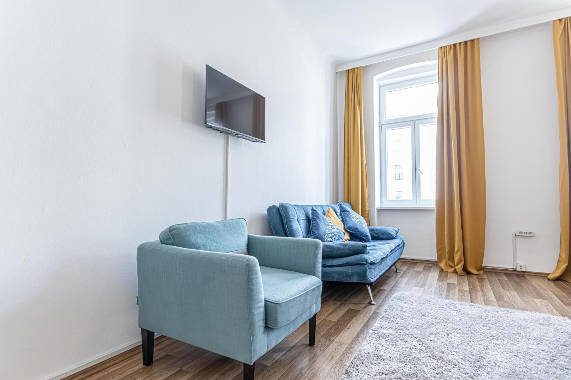 Explore Vienna: 1Br Retreat Near Westbahnhof Екстериор снимка